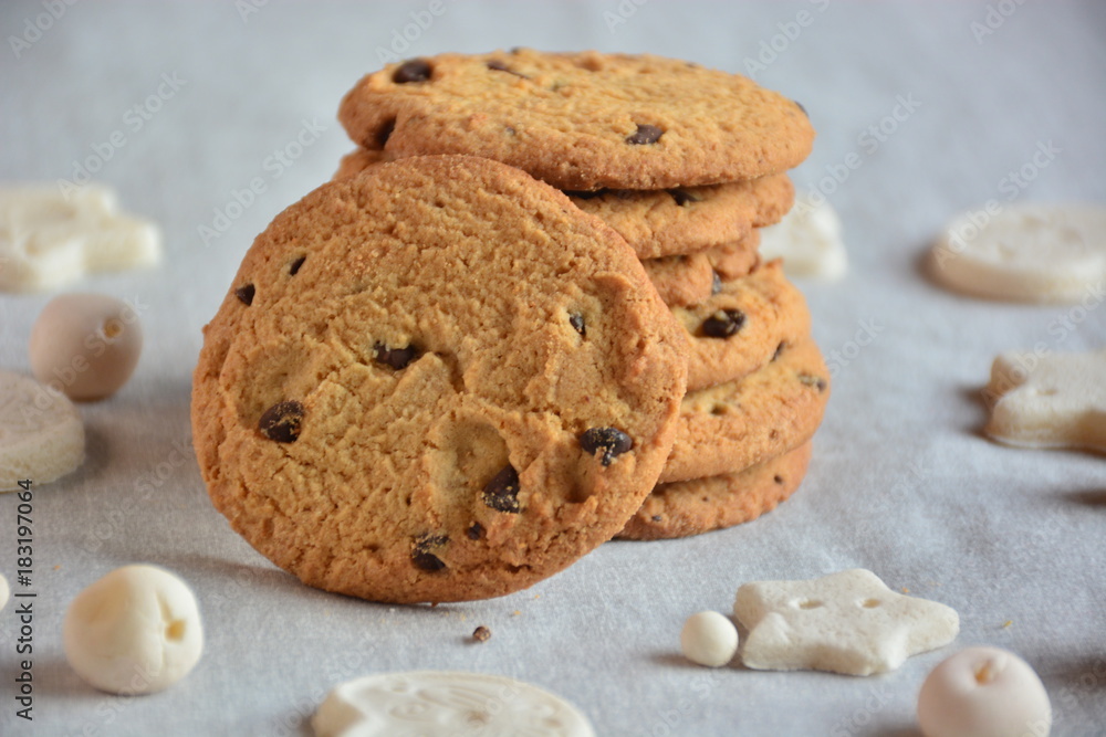 cookies with chocolate chips cookies with chocolate chips