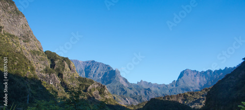 Landscape, Ile de la Réunion, Cilaos et ses montagnes. Haut lieu de randonnée, de trail et de découverte de la nature. Un lieu qui se mérite.