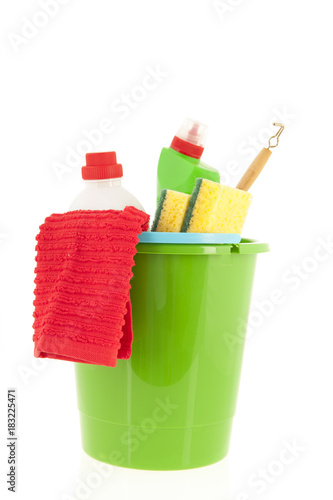 Bucket cleaning objects