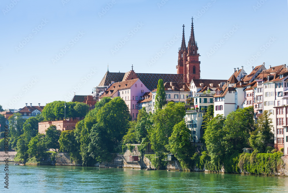 Fototapeta premium Rhine waterfront with Basel Minster, Switzerland