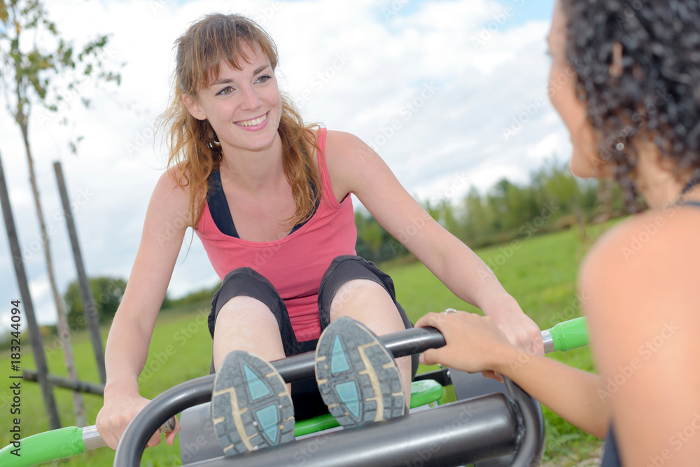 Obraz premium workout with a friend