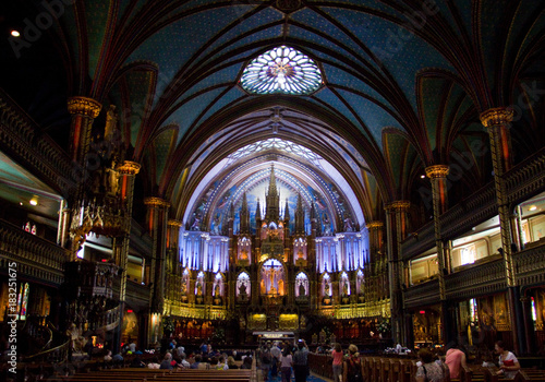 Intérieur de la Basilique Notre-Dame de Montréal