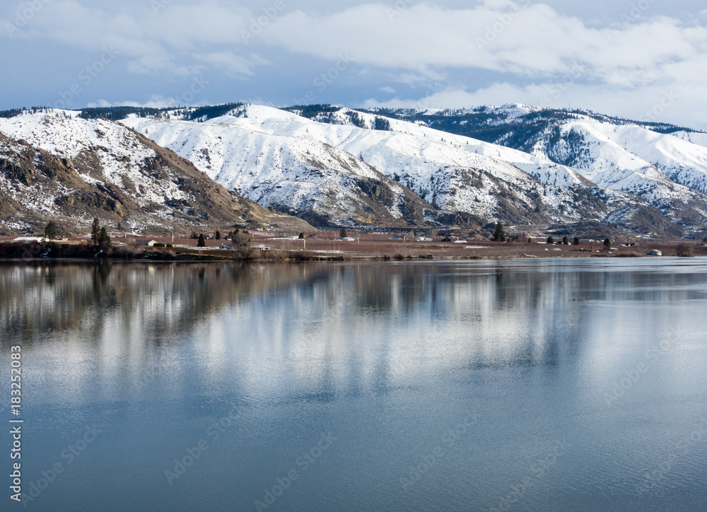 Snow covered Columbia River Valley north of Wenatchee, Eastern Washington state