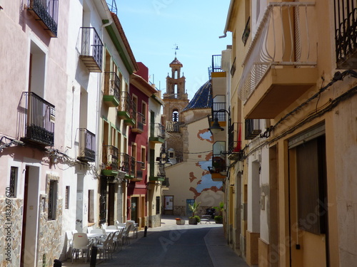 Fototapeta Naklejka Na Ścianę i Meble -  Finestrat, pueblo de la Comunidad Valenciana, España. Situado en la provincia de Alicante, en la comarca de la Marina Baja, forma una conurbación con Benidorm