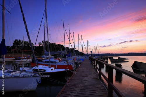 Fototapeta Naklejka Na Ścianę i Meble -  świt na Mazurach