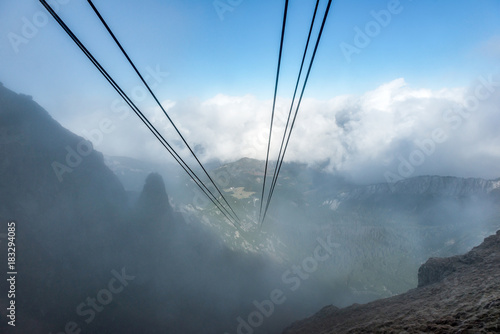 Fototapeta Naklejka Na Ścianę i Meble -  Zachmurzona dolina