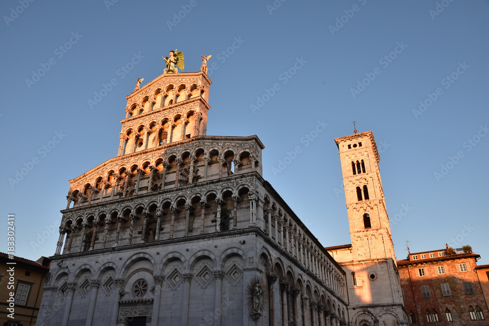 Eglise San Michele à Lucca en Toscane, Italie Eglise San Michele à Lucca en Toscane, Italie