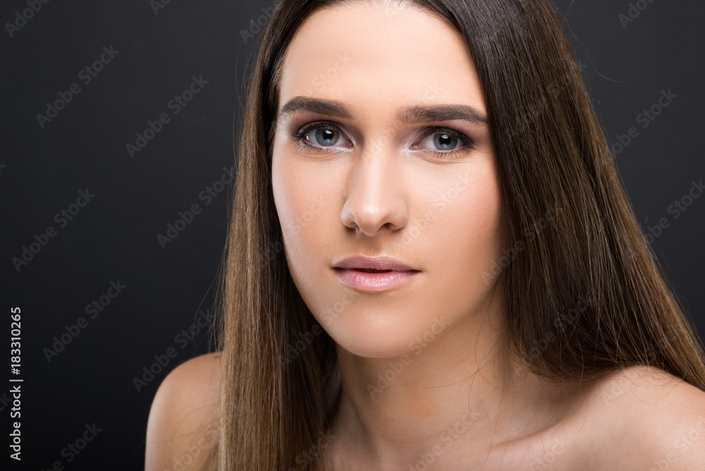 Fototapeta premium Beautiful brunette girl with healthy long hair