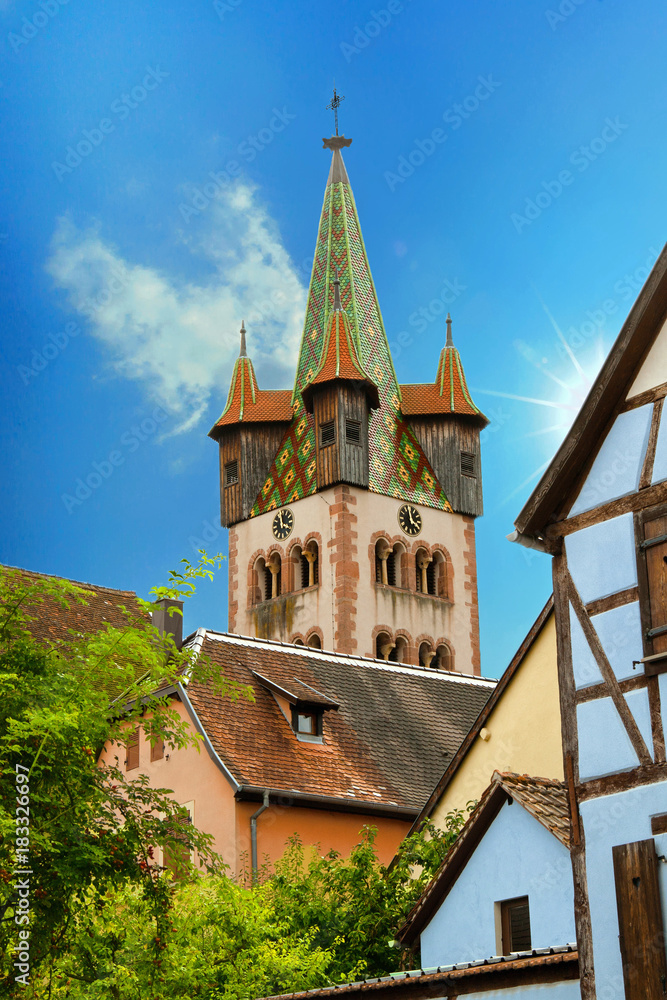 Chatenoix. Eglise saint Georges. Alsace, Bas Rhin