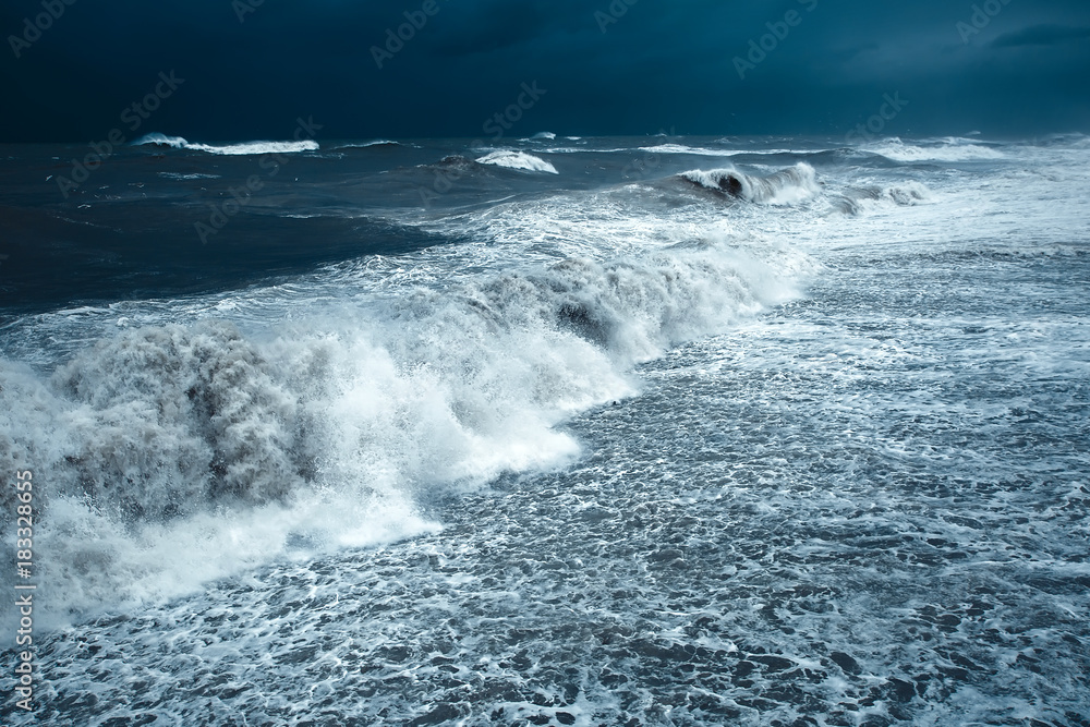 Waves Breaking and Spraying at High Seas and Strong Winds