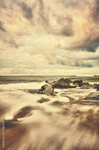 Obraz na płótnie krajobraz natura plaża vintage fala