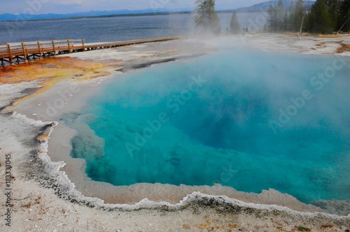 Yellowstone hot water green pool