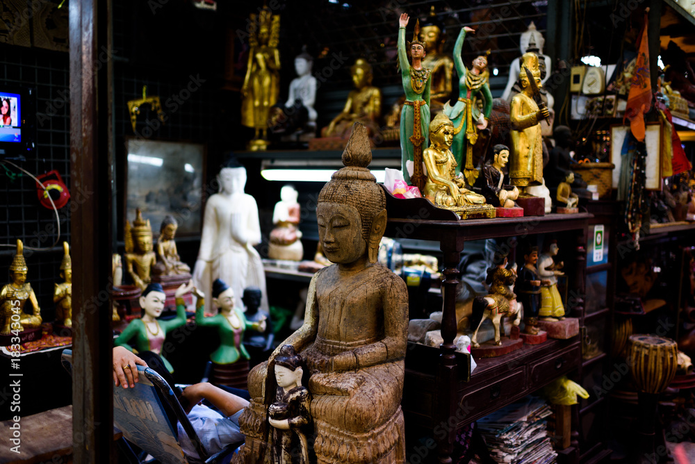 Chatuchak Buddha Shop