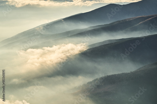 Morze chmur nad Tatrami © Hubert