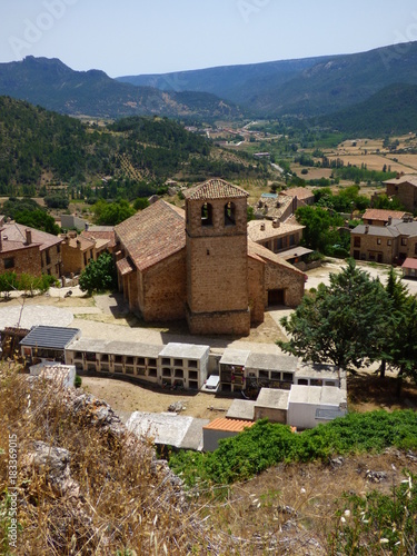 Riopar Viejo es una pequeña localidad y mirador en Riopar, sierra de Alcaraz, en Albacete, dentro de la comunidad autónoma de Castilla La Mancha (España)