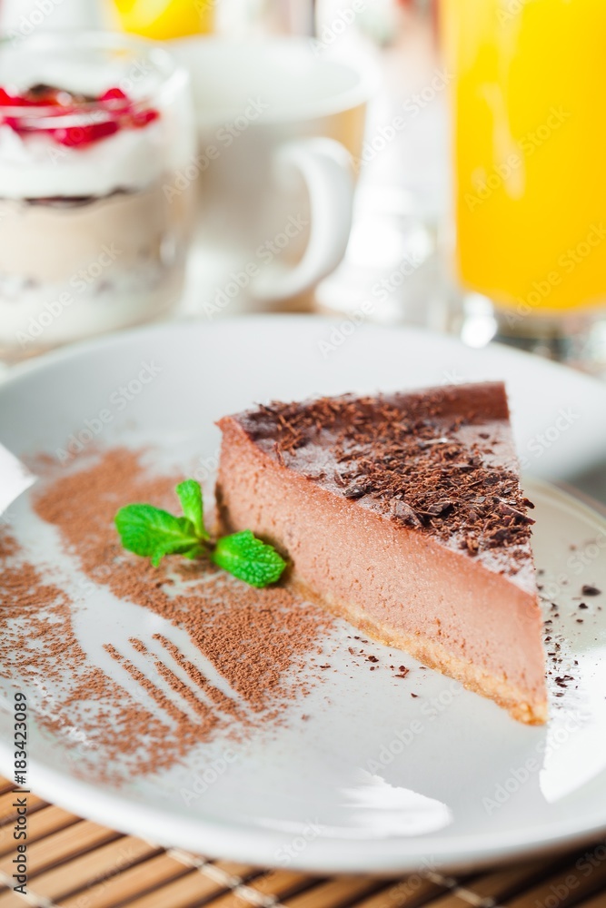 Tiramisu. Tiramisu.