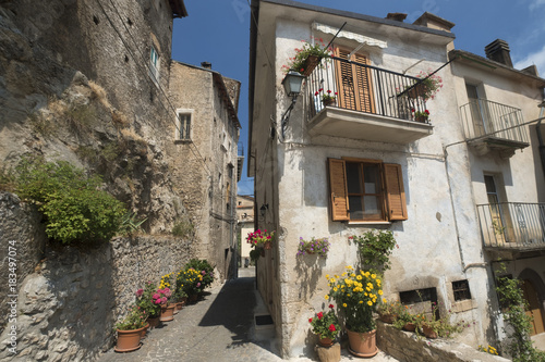 Pettorano sul Gizio  Abruzzi  Italy   historic village