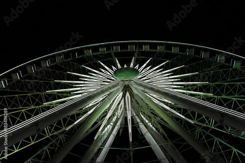 Ferris Wheel - Green