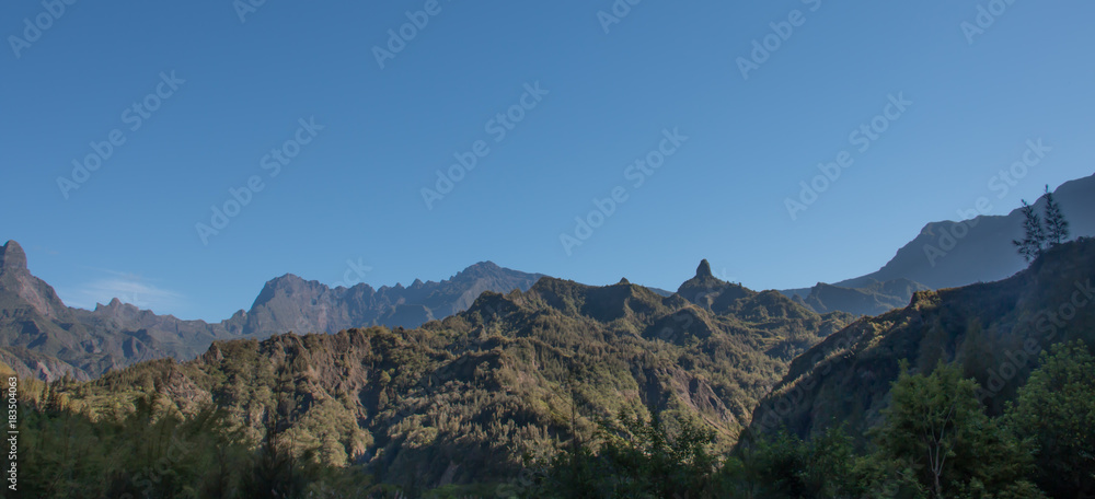 Paysage, Ile de la Réunion, Cilaos et ses montagnes, à travers différents point de vue