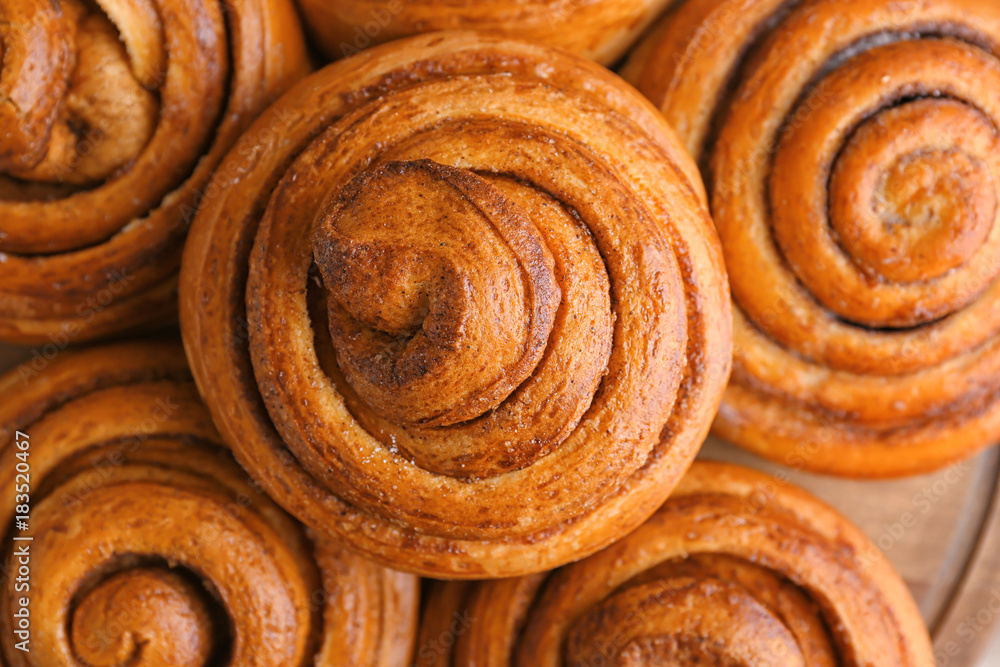 Sweet cinnamon rolls, closeup Sweet cinnamon rolls, closeup