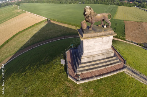 Obraz na plátně Waterloo Lion butte  champ bataille panorama centre visiteur tourisme commemorat