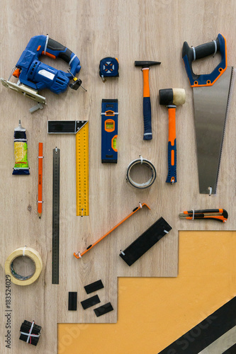 a set of tools for laying laminate