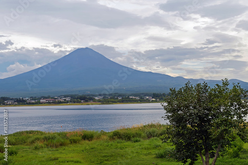 富士山と河口湖