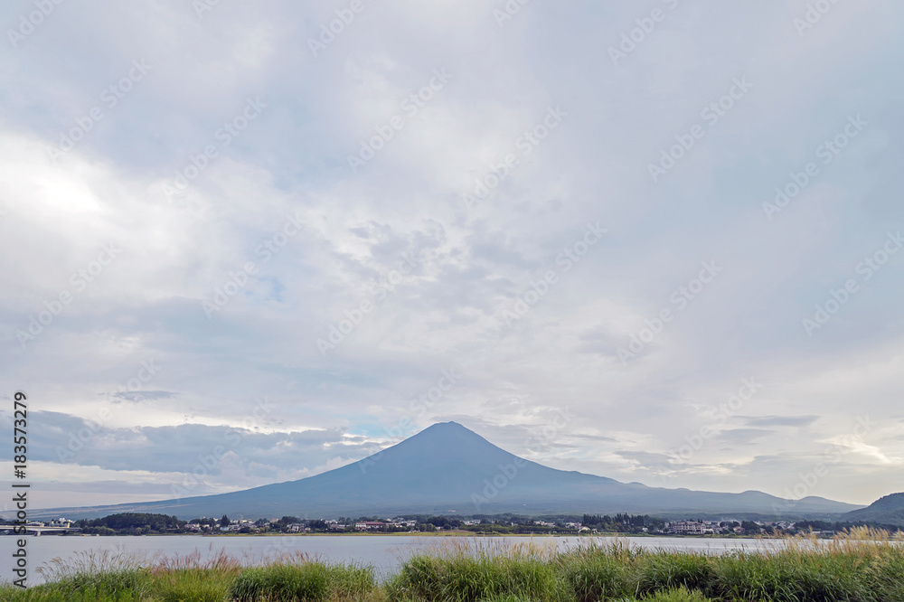 富士山と河口湖