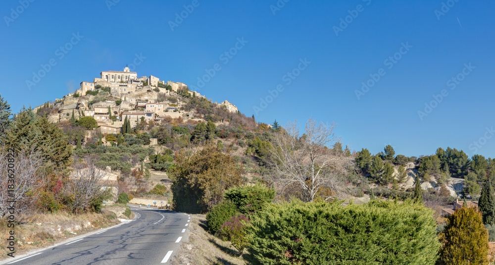 Obraz premium Gordes - Vaucluse - Provence