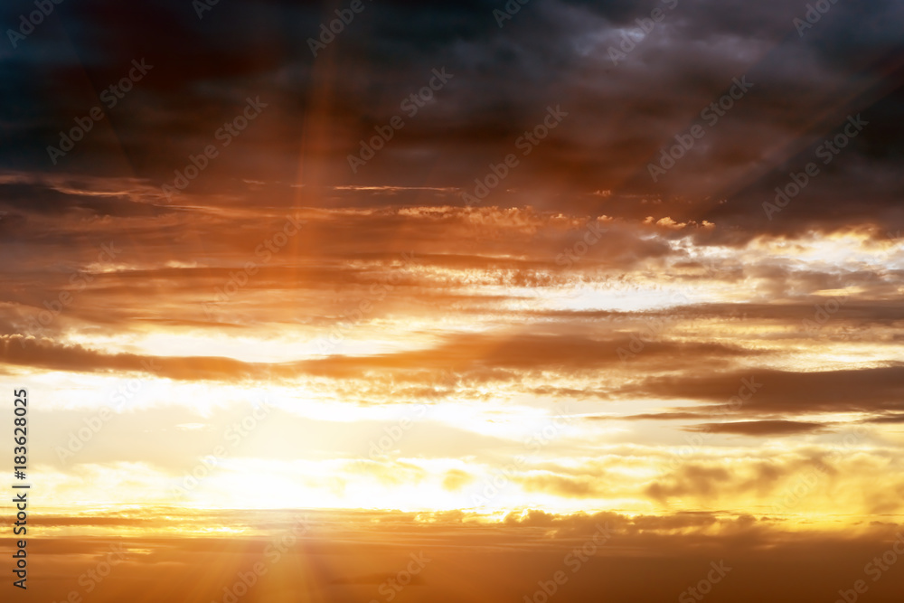 Fototapeta premium Storm sky with large cumulus clouds