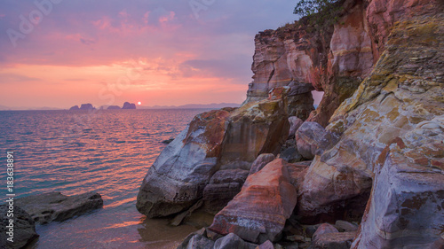 stunning Buffalo Nose cape in sunset. amazing to see the cape have a big hole inside. the stone have colorful. on top of the cape have small place for selfie.