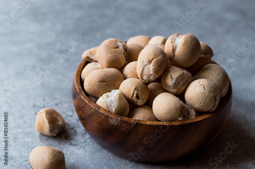 Sweet Peanuts Covered with Soy (Soya) and Sugar / Soyali Fistik