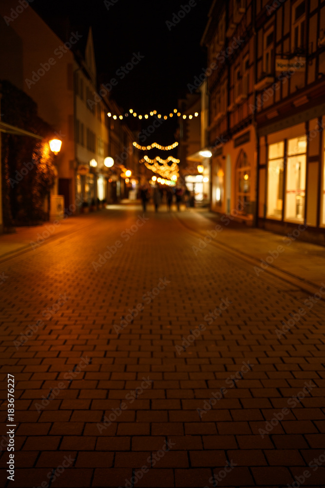 Fußweg aus Pflastersteine in der Innenstadt Wernigerode