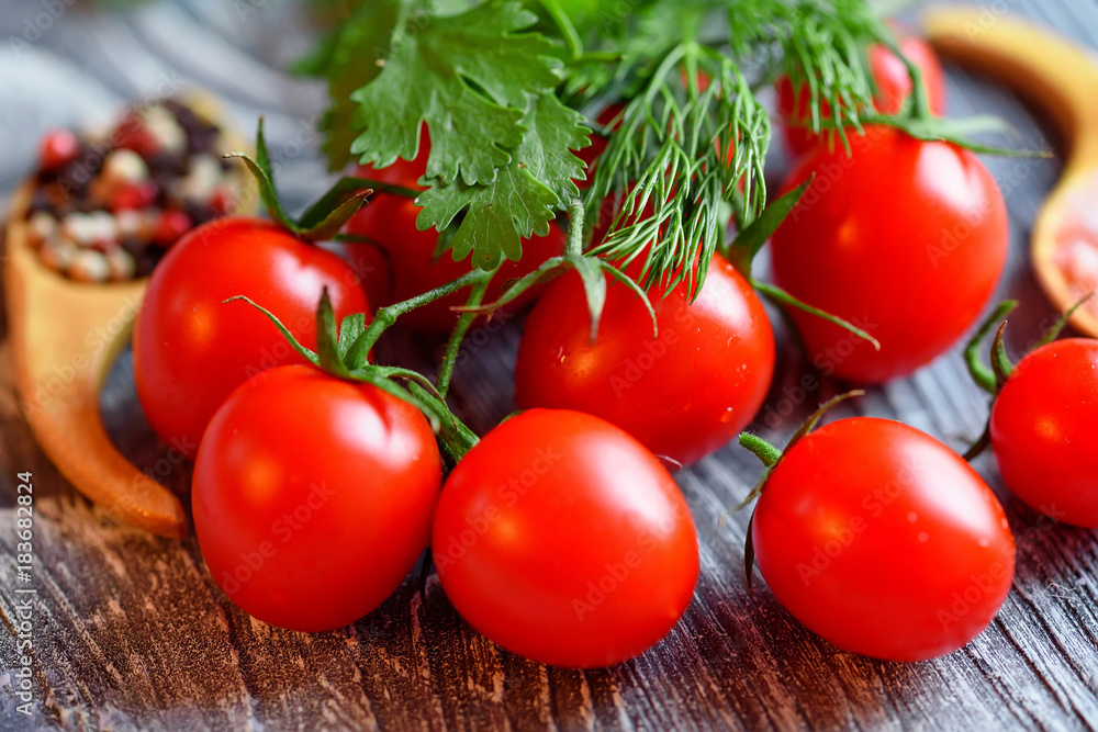 Glass of tomato juice with fresh tomatoes Glass of tomato juice with fresh tomatoes