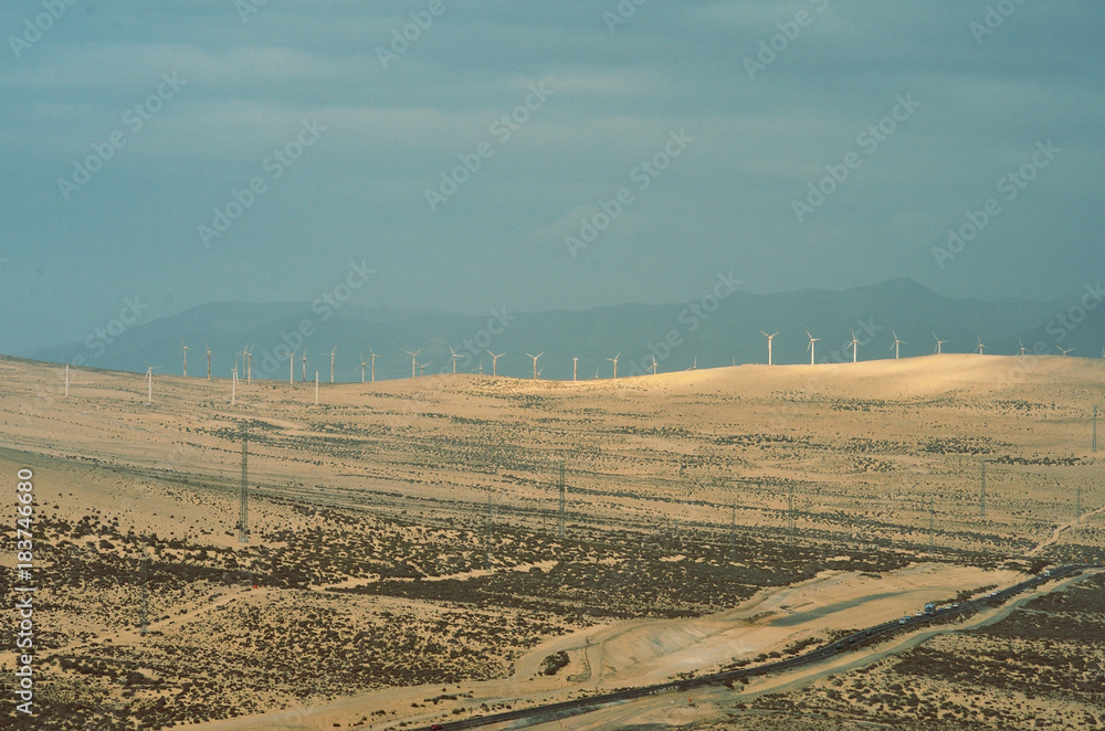 Fototapeta premium desert and wind power