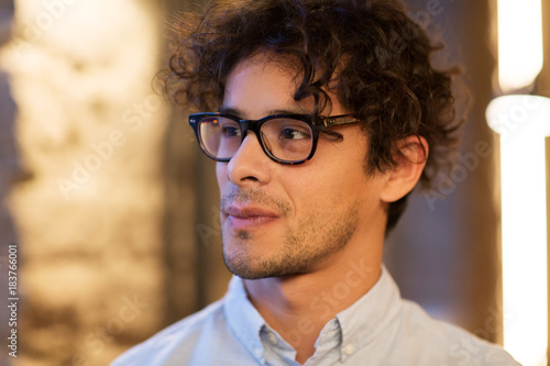 Fototapeta Naklejka Na Ścianę i Meble -  close up of man in glasses