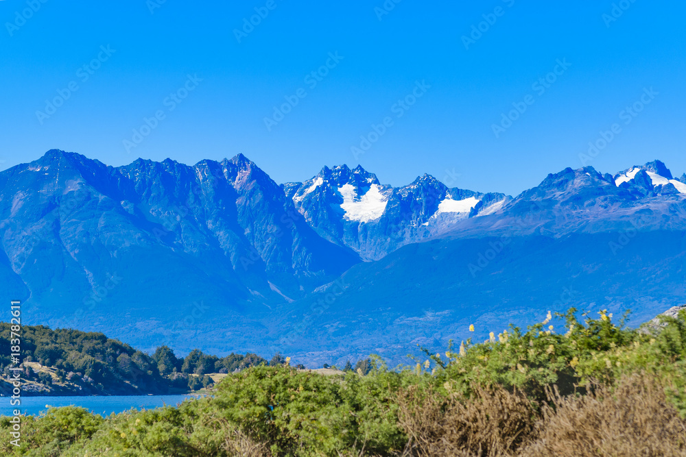 Obraz premium Lake and Mountains Landscape, Patagonia, Chile