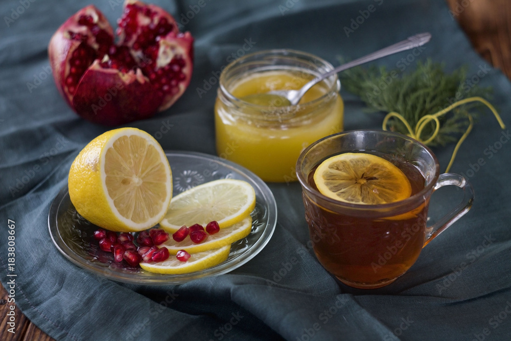 tea with honey and pomegranate