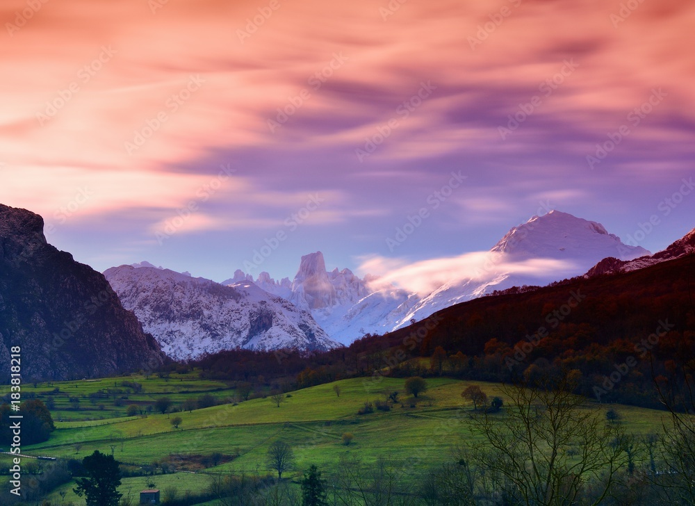 Fototapeta premium Naranjo de Bulnes (known as Picu Urriellu) in Picos de Europa National Park.