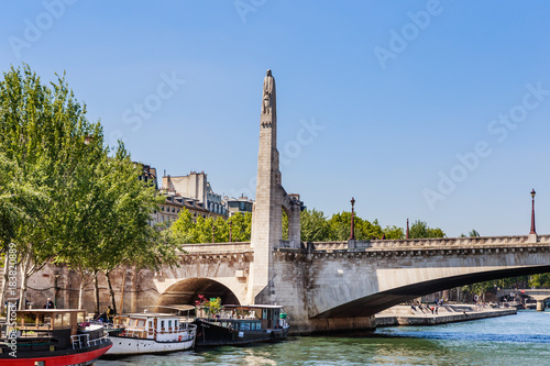 Canvas Print The Bridge of La Tournelle, Statue Of Sainte Genevieve, Paris, France