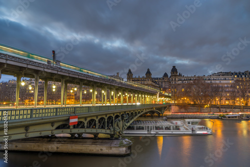 bridge pont de Bir-Hakeim that crosses the Seine River in Paris