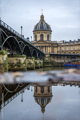 Canvas Print River Seine with Pont des Arts and Institut de France at night in Paris