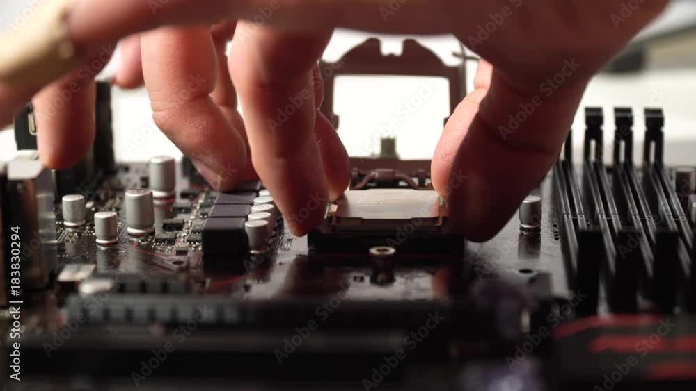 Master sets the processor to the motherboard Master sets the processor to the motherboard