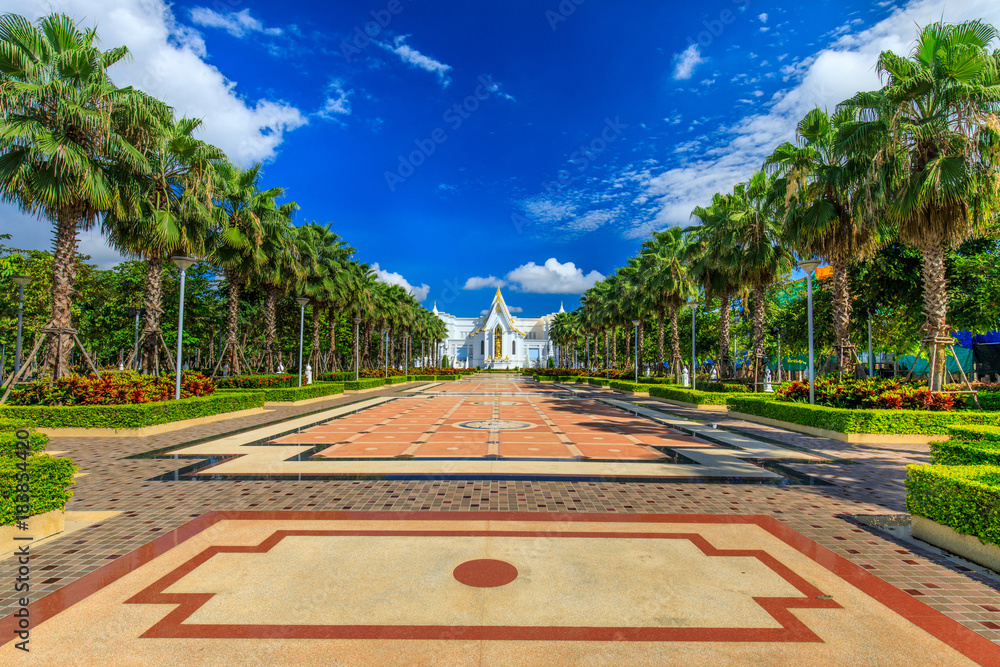 Obraz premium Wat Tha-sung, Beautyful buddhism temple in Uthaithani province , Thailand.