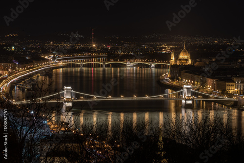 Budapest at night © Czika Balazs