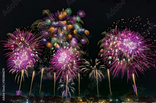 飴玉のような花火