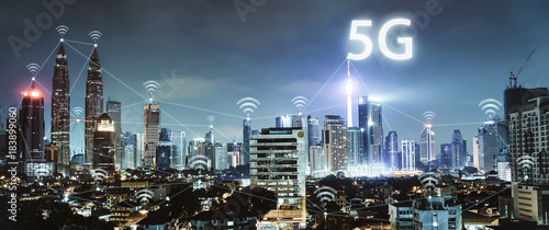 Slika na platnu 5G network wireless systems and internet of things with modern city skyline