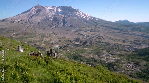 The breathtaking views of the volcano Mount St. Helens destroyed landscape and barren lands. Harry's Ridge Trail. Mount St Helens National Park, Washington State, USA. 4K, 3840*2160, high bit rate,UHD