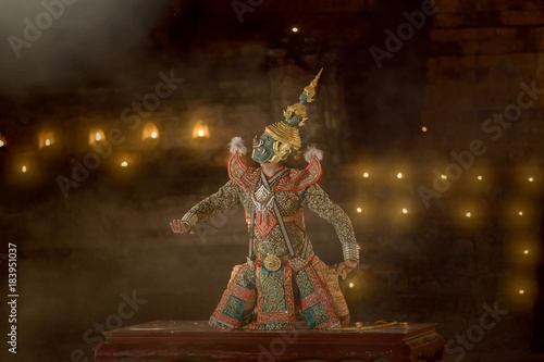 Bild auf Leinwand Thailand Tos-Sa-Kan The head warlords of Ramakien in the best story of Siam