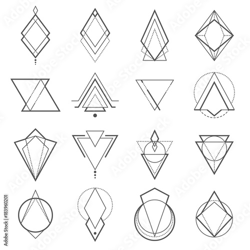 Set of minimalistic geometric elements